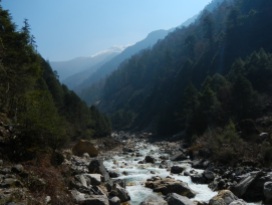 A view up the valley on the way to Kanchenjunga.